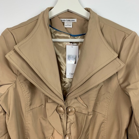 NWT Dalia Collection Trench Coat Jacket Belt Beige Size Large Ruffles Pockets - Picture 2 of 11